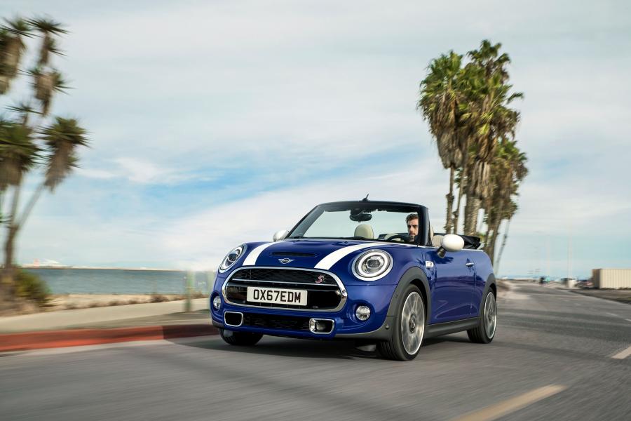  Mini Cooper S Cabrio (F57) 2018 года  (WW) (фото 168 из 222)